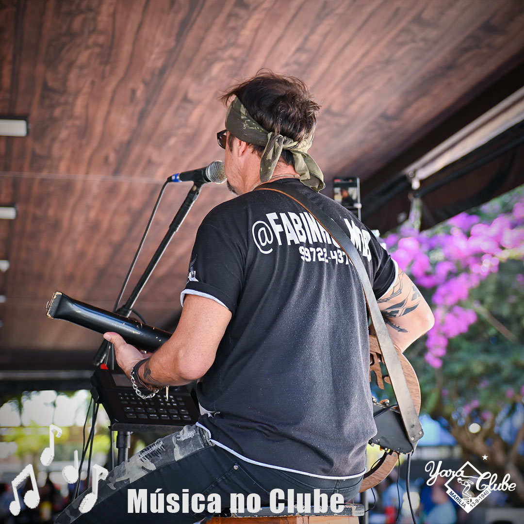 Tivemos uma tarde de muita música boa, neste ultimo domingo no Yara Clube ao som de Fabinho MPB.