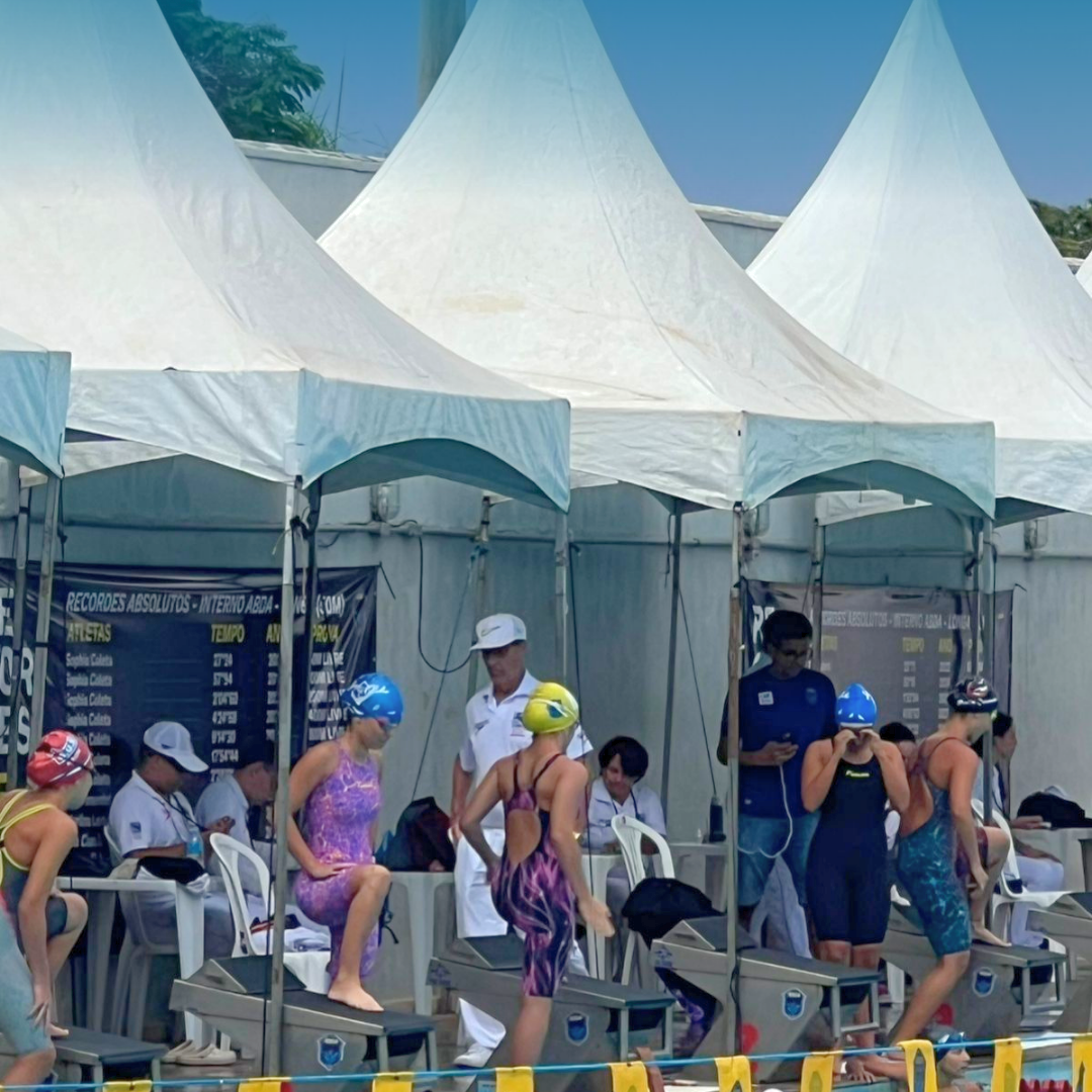 Equipe de Natacão do Yara Clube conquista 69 medalhas em mais uma grande participacão